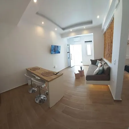 Deja Vu ευχάριστο σπίτι στο κέντρο του νησιού ίου Иос