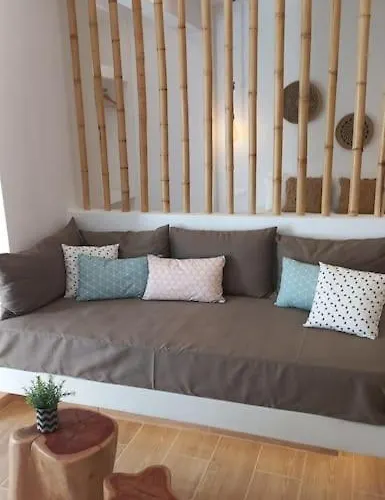 Deja Vu ευχάριστο σπίτι στο κέντρο του νησιού ίου Lägenhet *